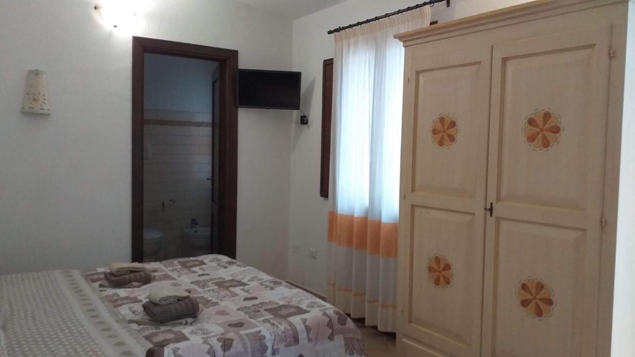 Vistamare Villa Orosei Bagian luar foto