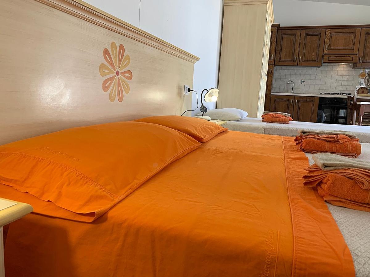 Vistamare Villa Orosei Bagian luar foto