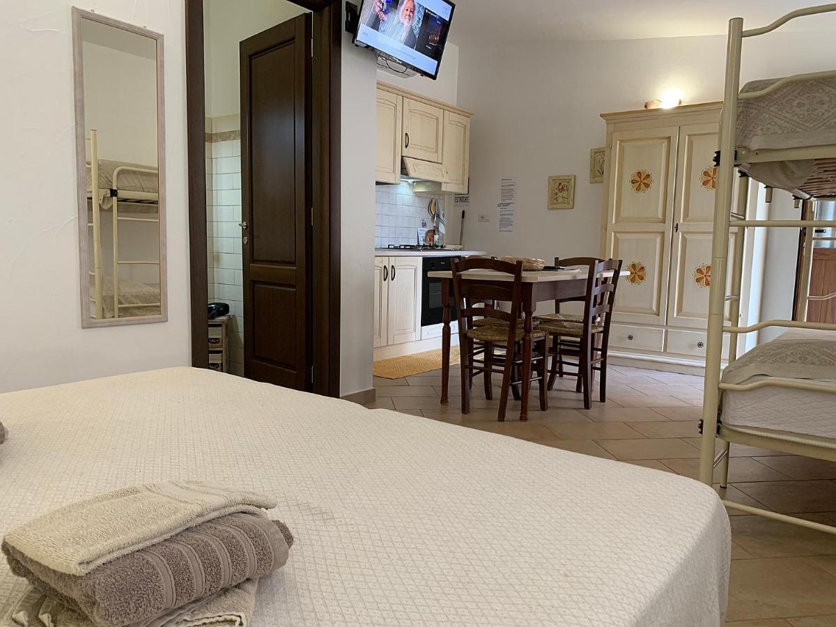 Vistamare Villa Orosei Bagian luar foto
